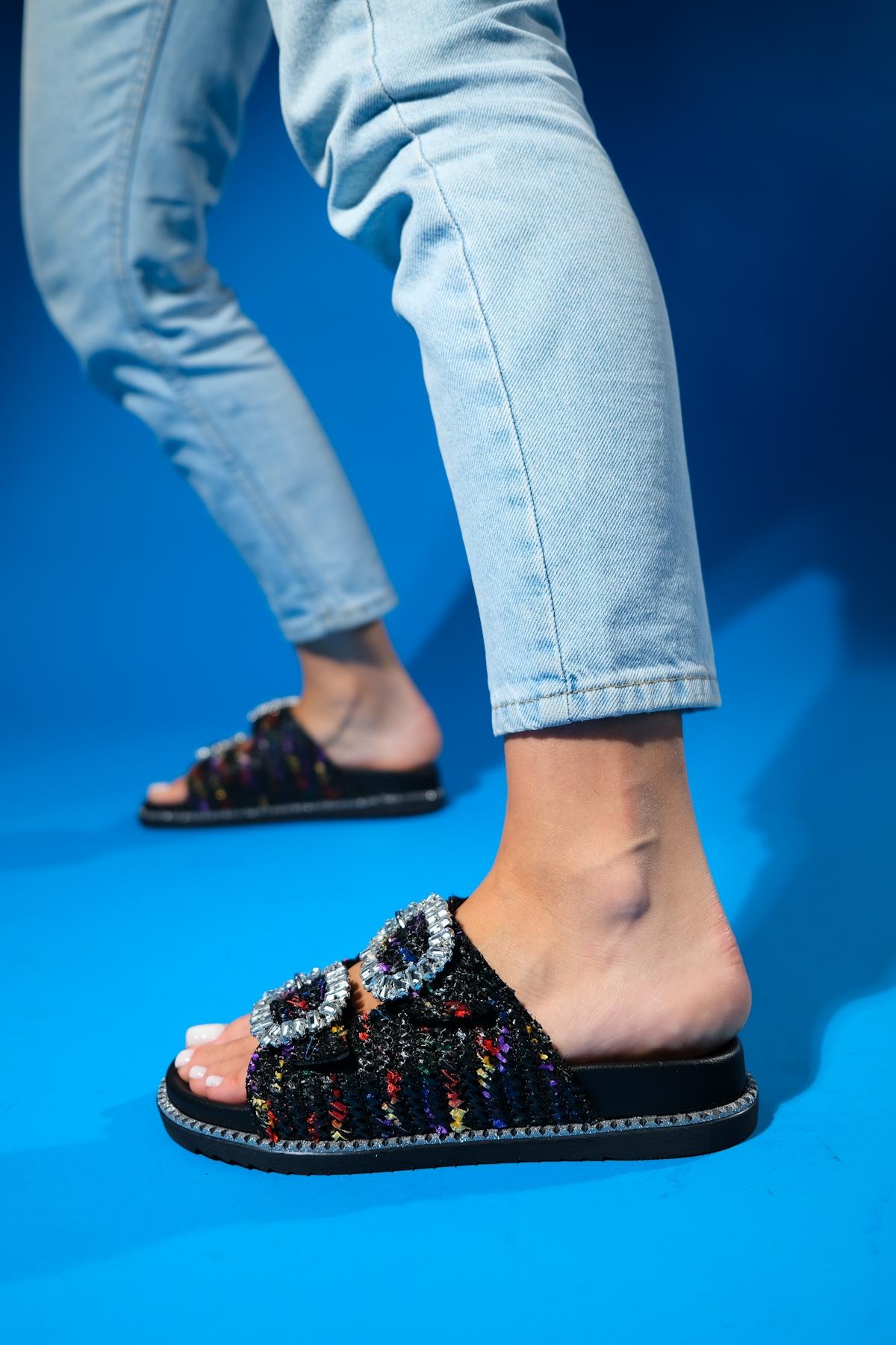 Dungeon - Black Tweed Double-Band Stone Buckle Slide (Women)