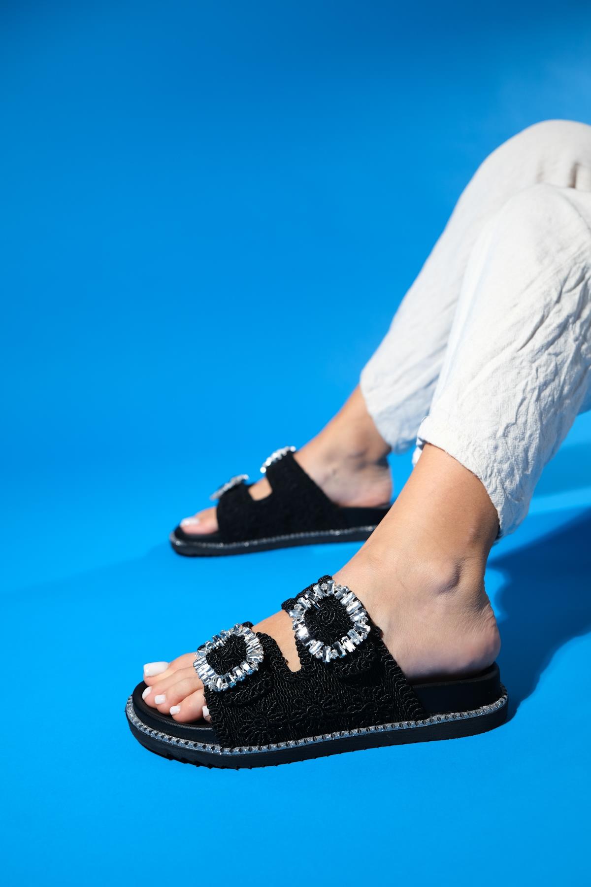 Dungeon - Black Knit Double Strap Stone Buckle Slide (Women)
