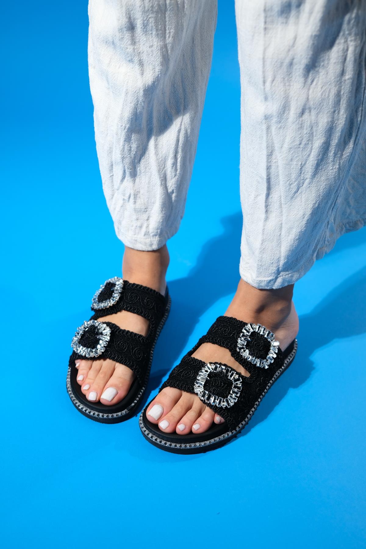 Dungeon - Black Knit Double Strap Stone Buckle Slide (Women)