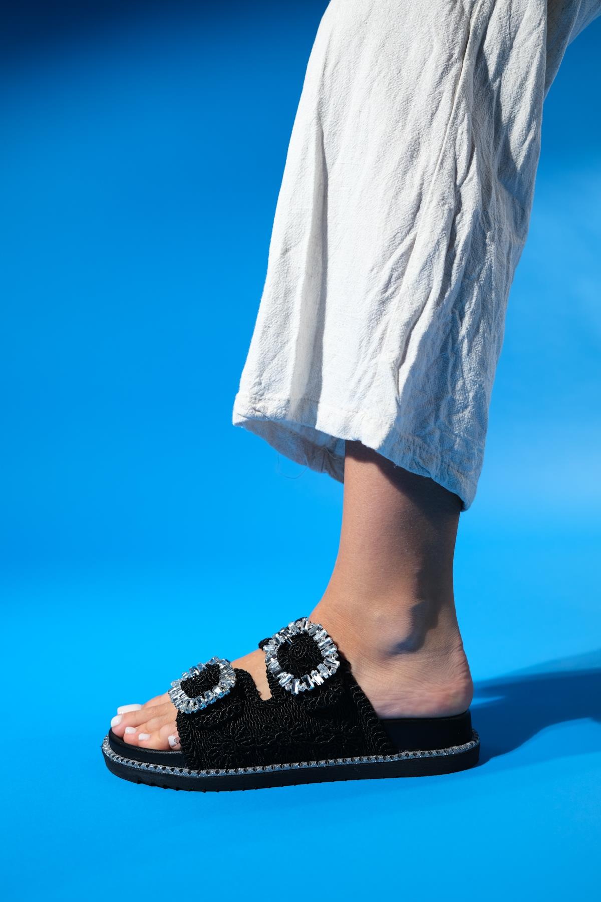 Dungeon - Black Knit Double Strap Stone Buckle Slide (Women)