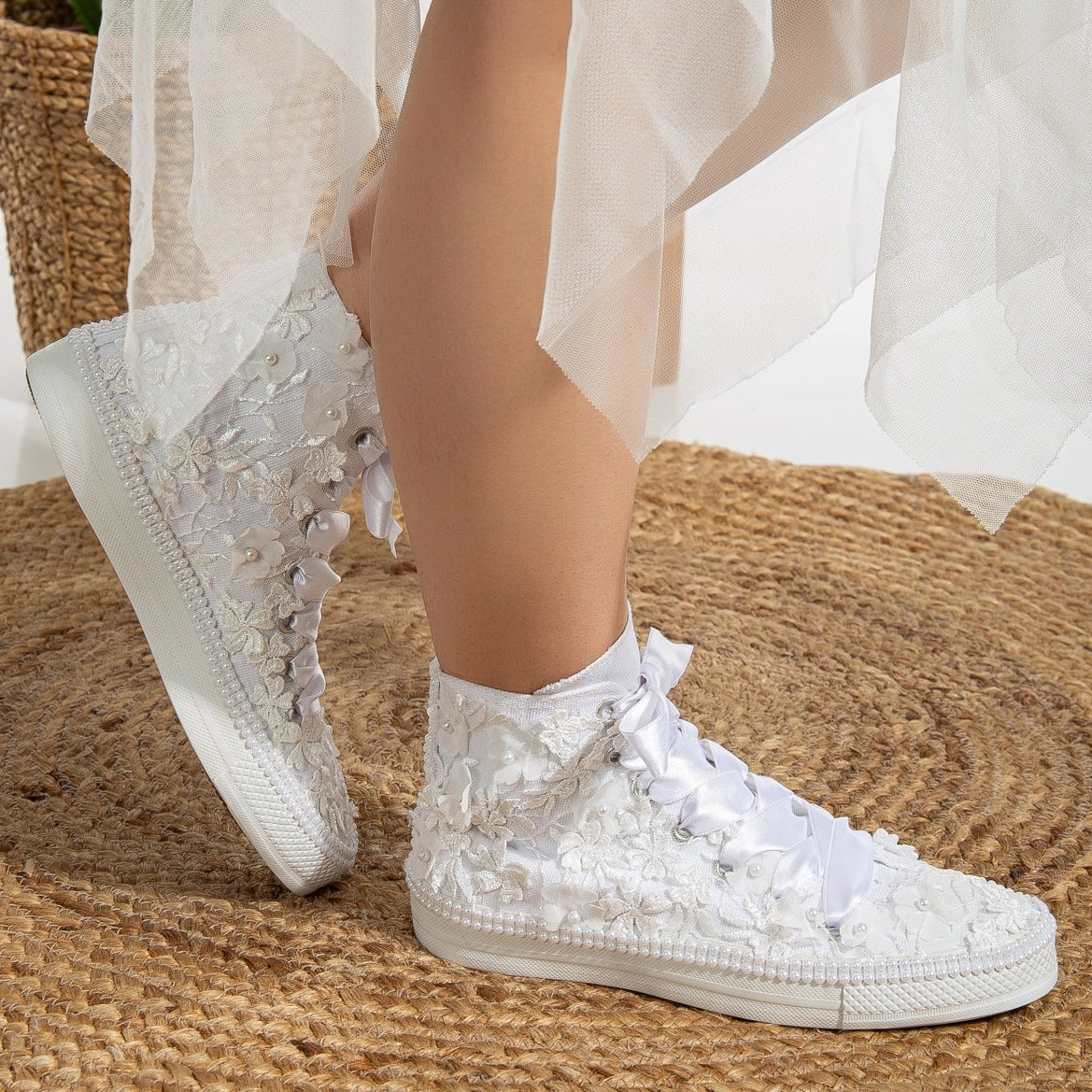 Claire White Lace Wedding Converse with Pearls 6.5 US 4 UK 23cm 37 EU White