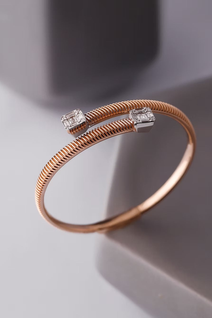 Cenivra 14K Gold Baguette Cut Diamond Bracelet – 0.89 Ct