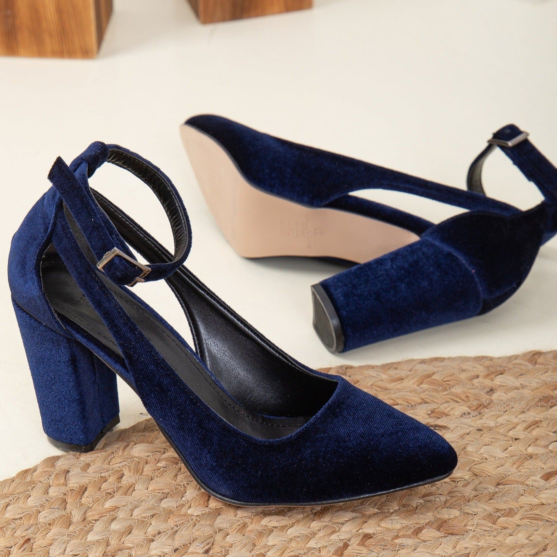 Navy blue wedding shoes for bride best sale