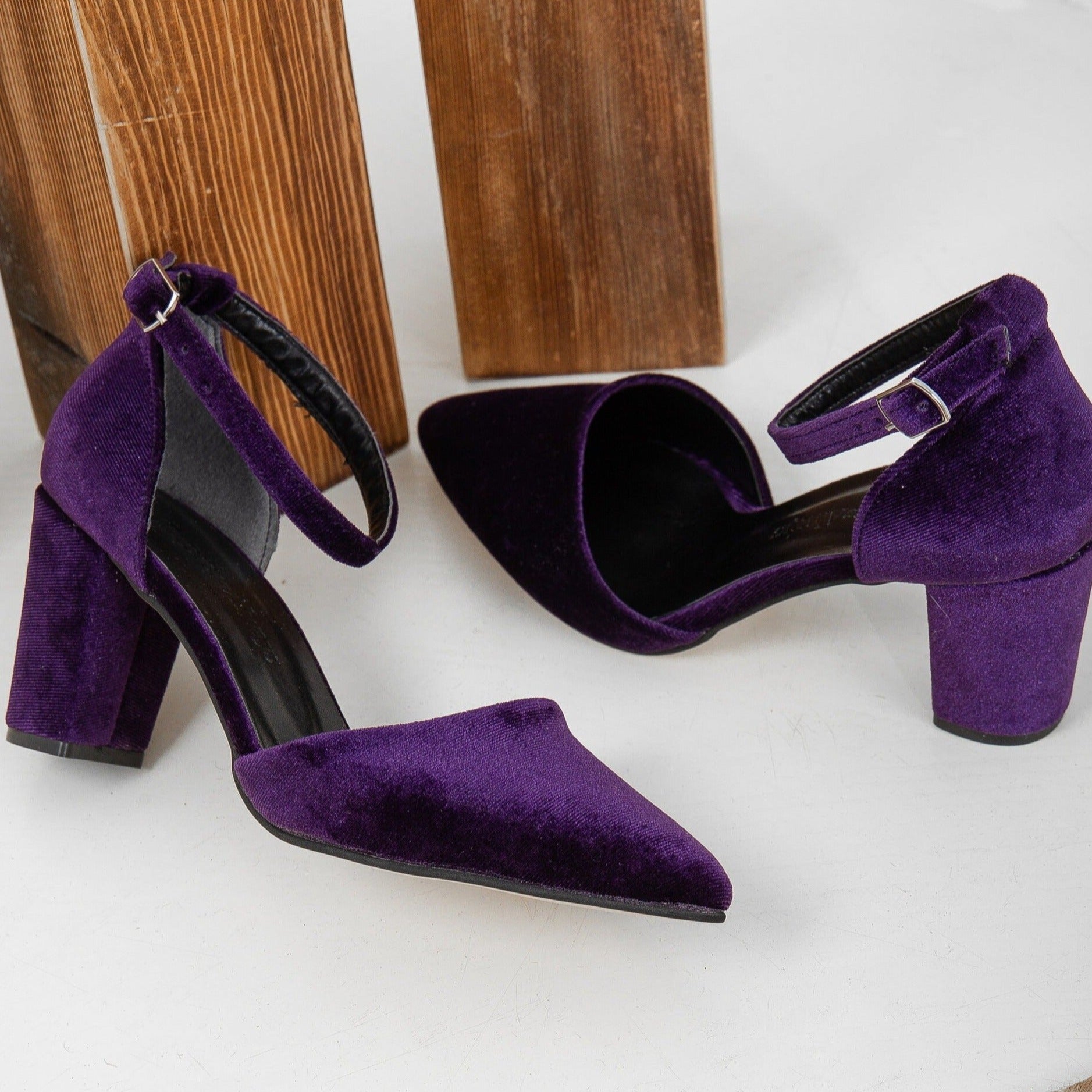 Gisele - Purple Velvet Wedding Shoes – Generous APE