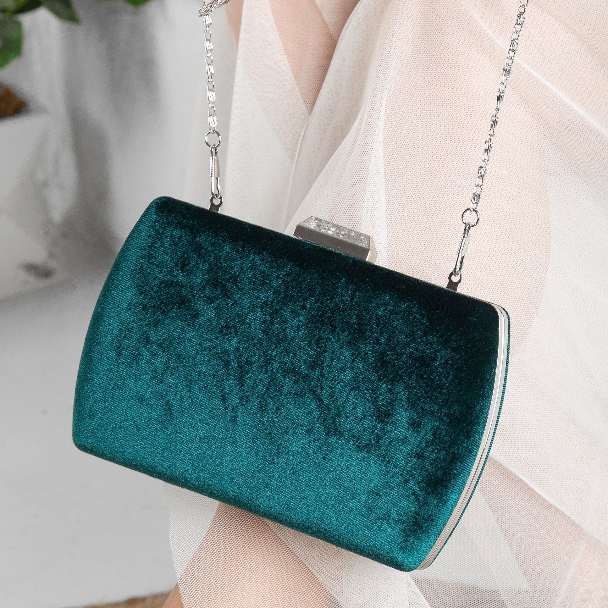 Emerald green clutch bag online